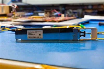 Émetteur-récepteur optique de 800 g